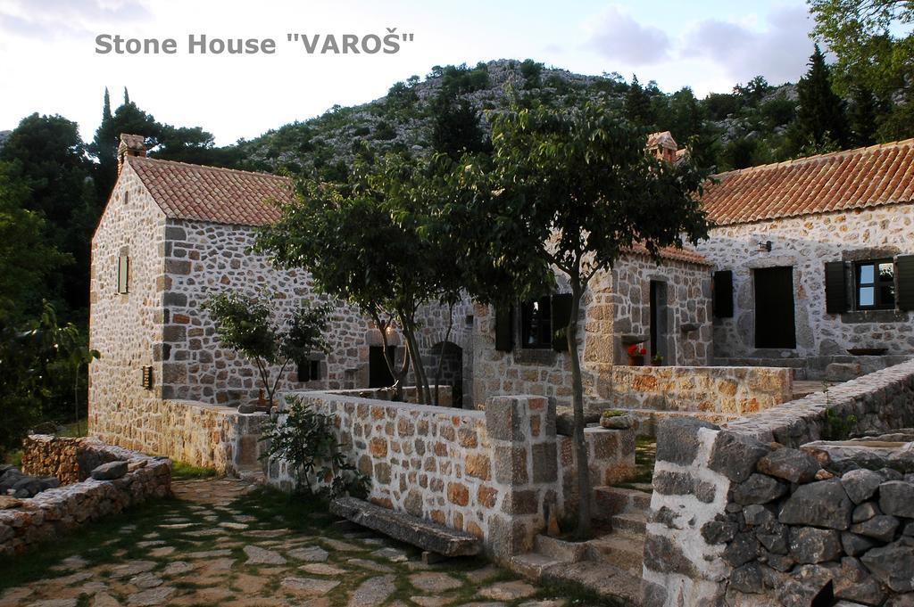 Stone House Varos * Starigrad Paklenica